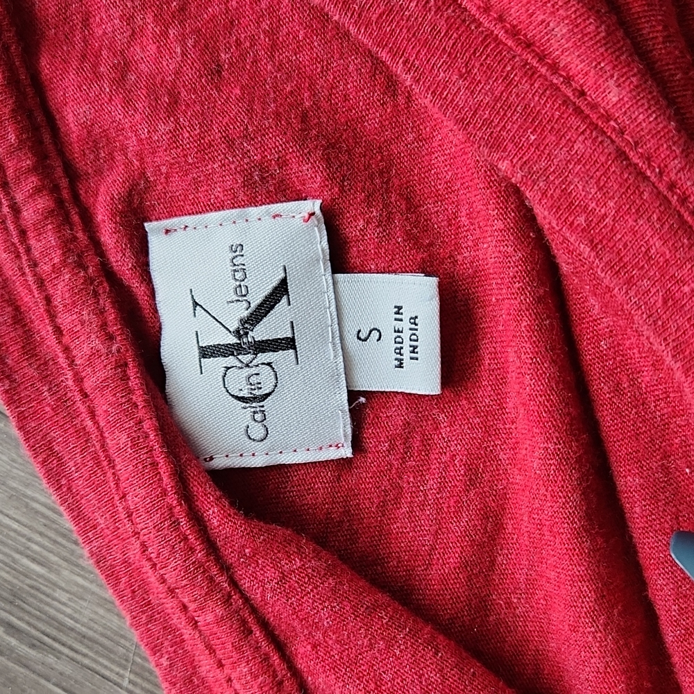 Cropped CK tee - Picture 3 of 3